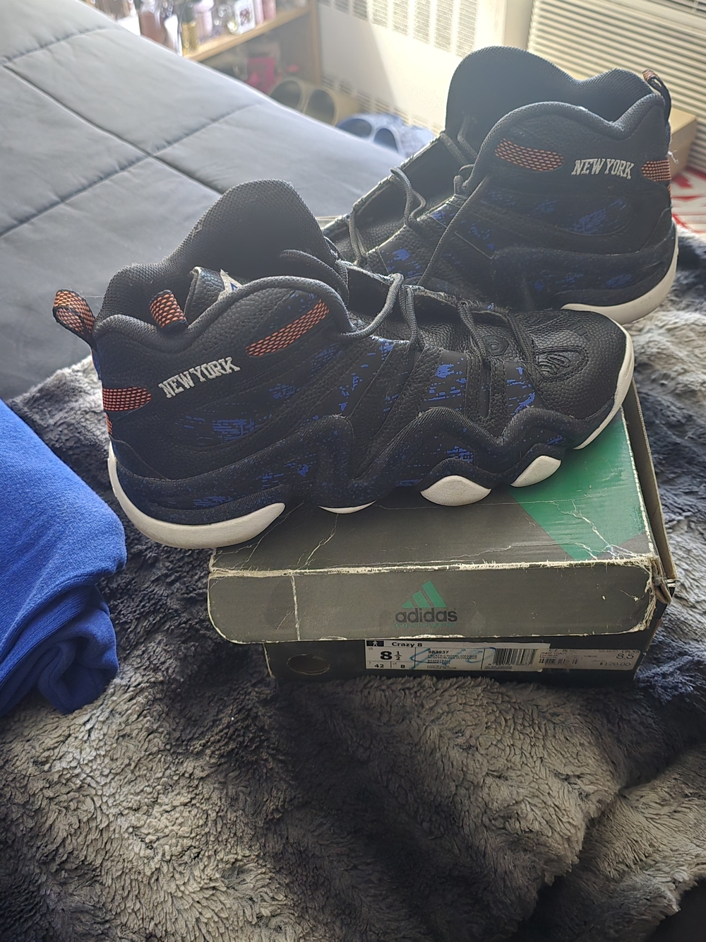 New York High-Top Athletic Shoes in Black and Blue